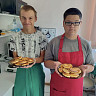 Саратовских подростков на мастер-классе научили готовить сырники
